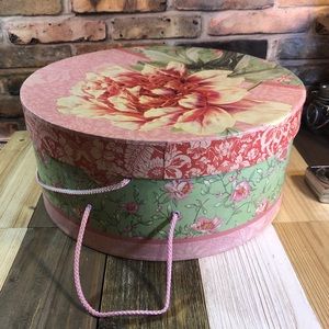 Pink & Green Color Large Round Floral Hat Box Good for storage Jewelery, Belts